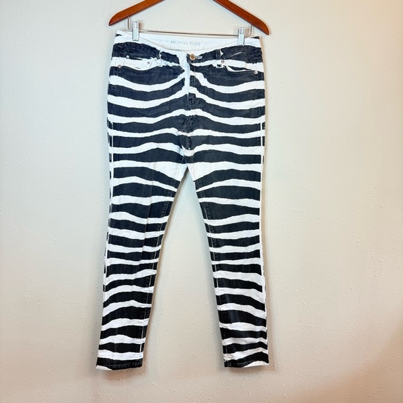 Michael Kors Zebra Women’s Low Rise Black & White Skinny Jeans Size 6 - Picture 1 of 8